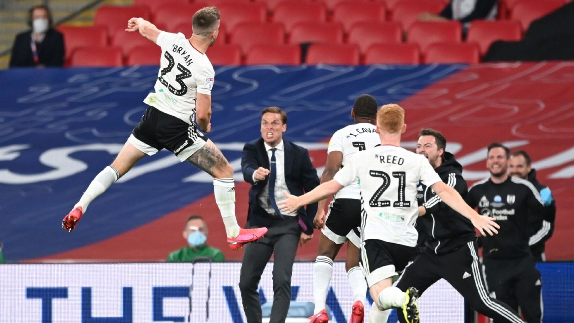 反击打穿 反击打穿