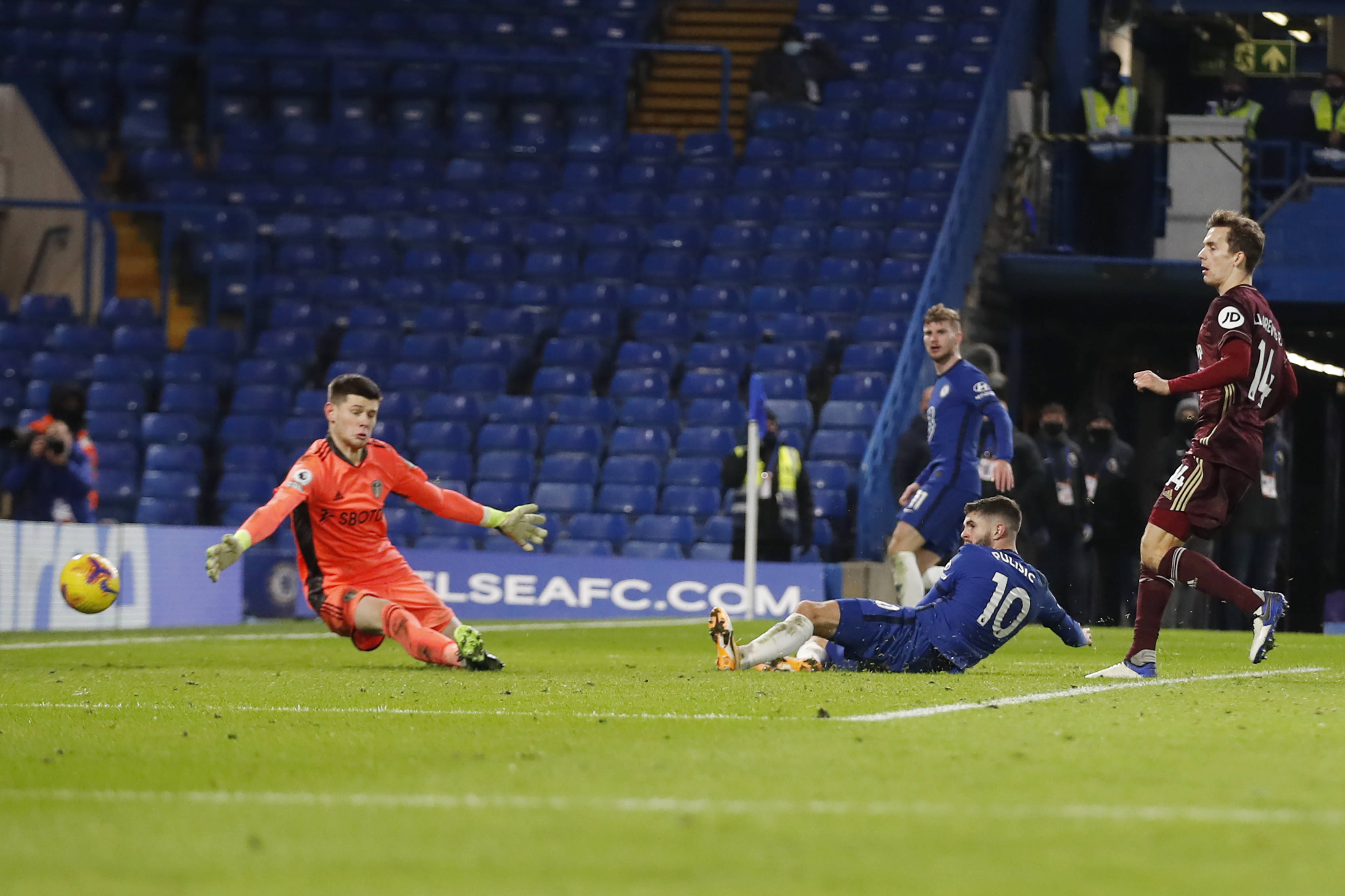 三人链条 三人链条